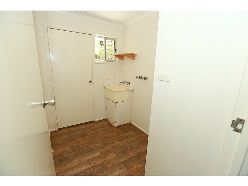 5 Luton Street, Telina QLD 4680