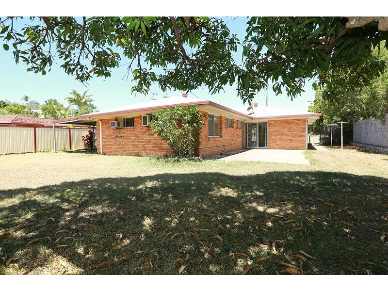 5 Luton Street, Telina QLD 4680