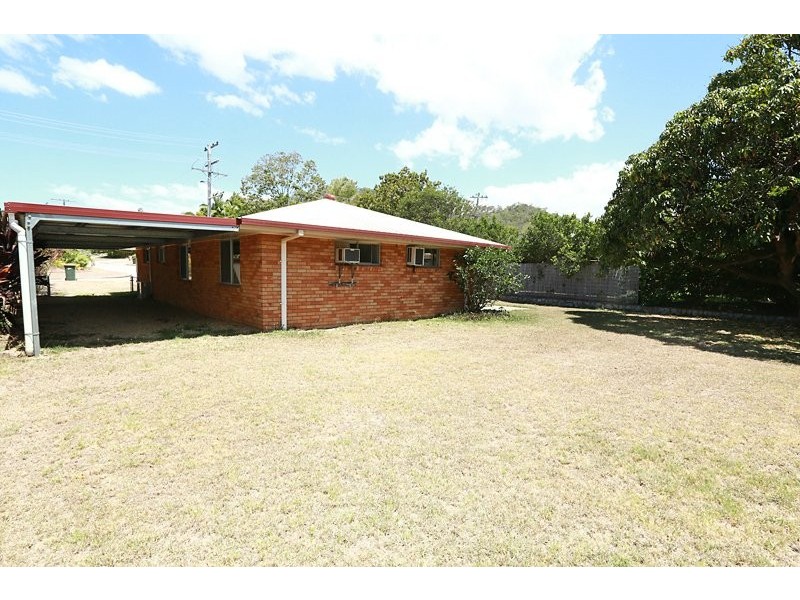 5 Luton Street, Telina QLD 4680