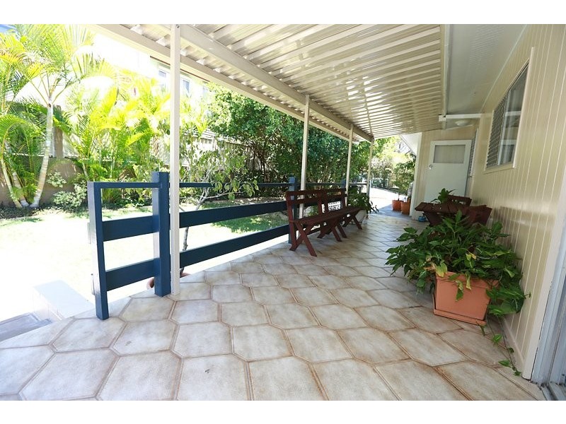 25 Far Street, West Gladstone QLD 4680