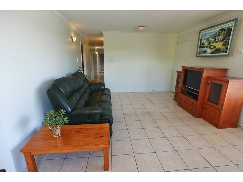 25 Far Street, West Gladstone QLD 4680