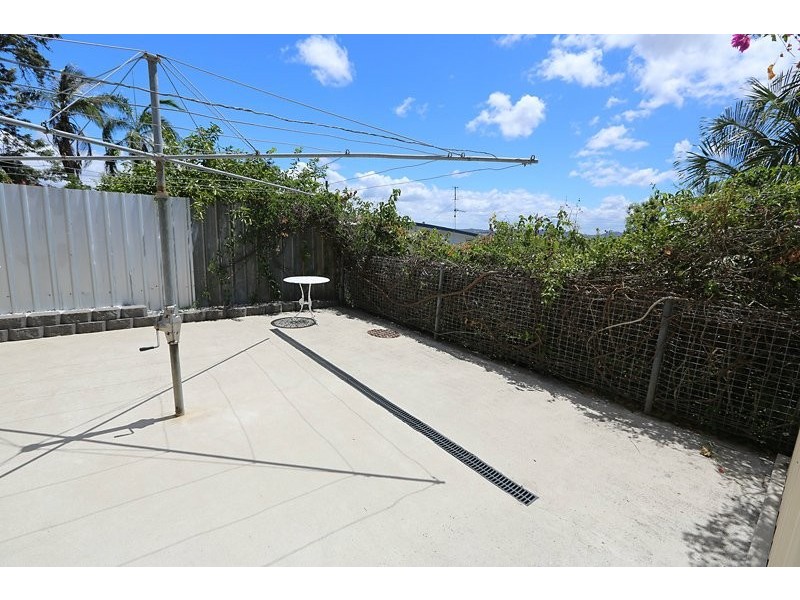 25 Far Street, West Gladstone QLD 4680