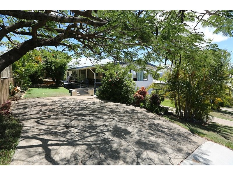 25 Far Street, West Gladstone QLD 4680