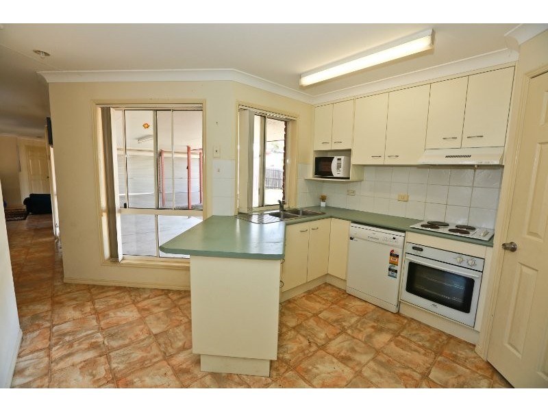 13 Cavella Drive, Glen Eden QLD 4680