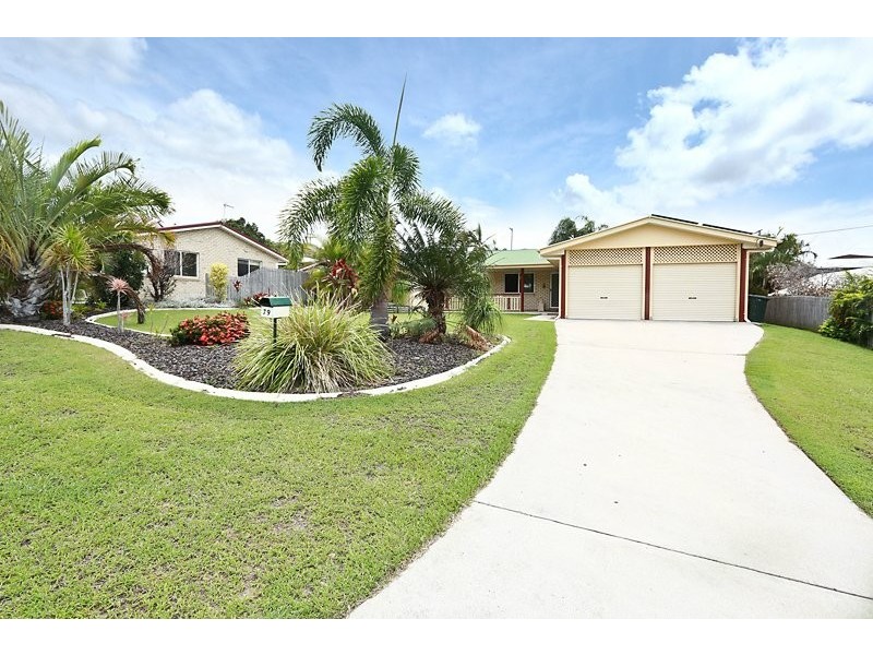 79 J Hickey Avenue, Clinton QLD 4680