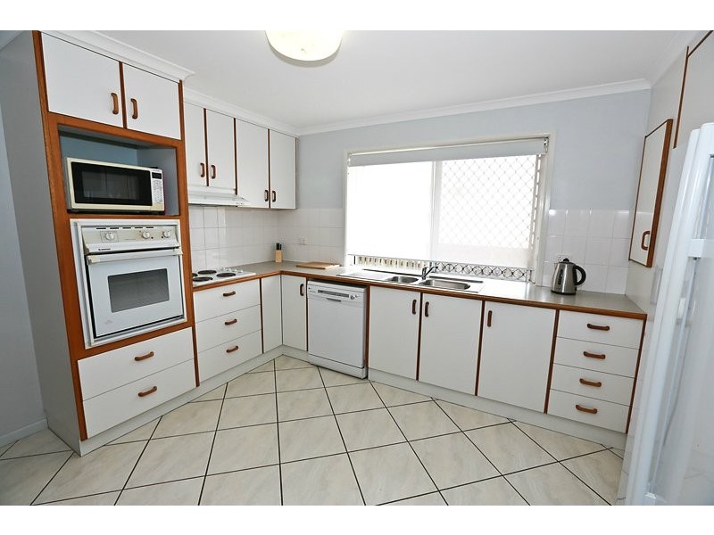 79 J Hickey Avenue, Clinton QLD 4680