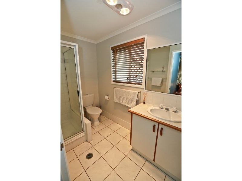 79 J Hickey Avenue, Clinton QLD 4680