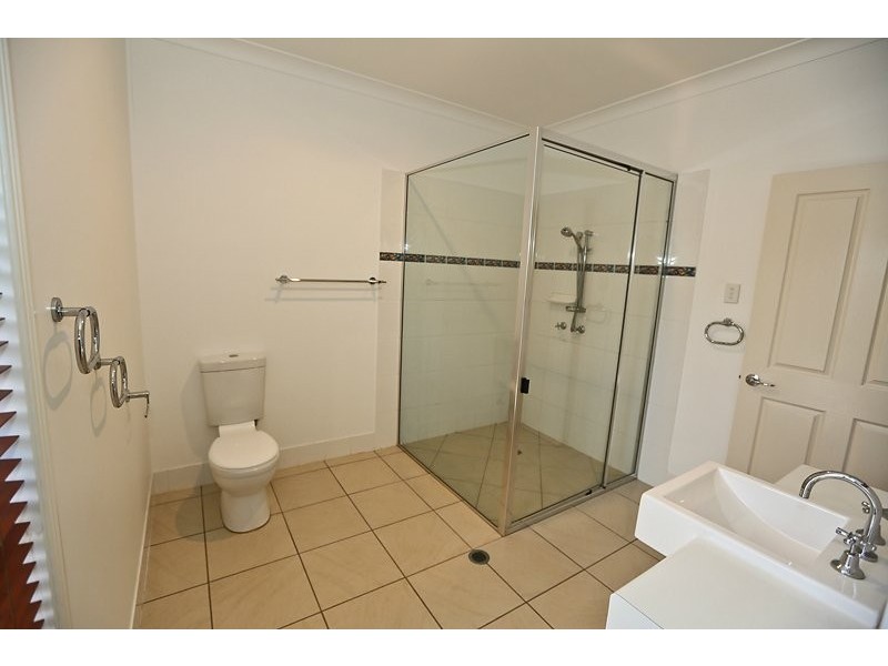 30 Larcom Rise, West Gladstone QLD 4680