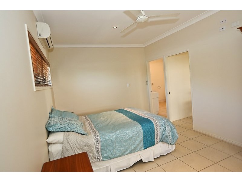 30 Larcom Rise, West Gladstone QLD 4680