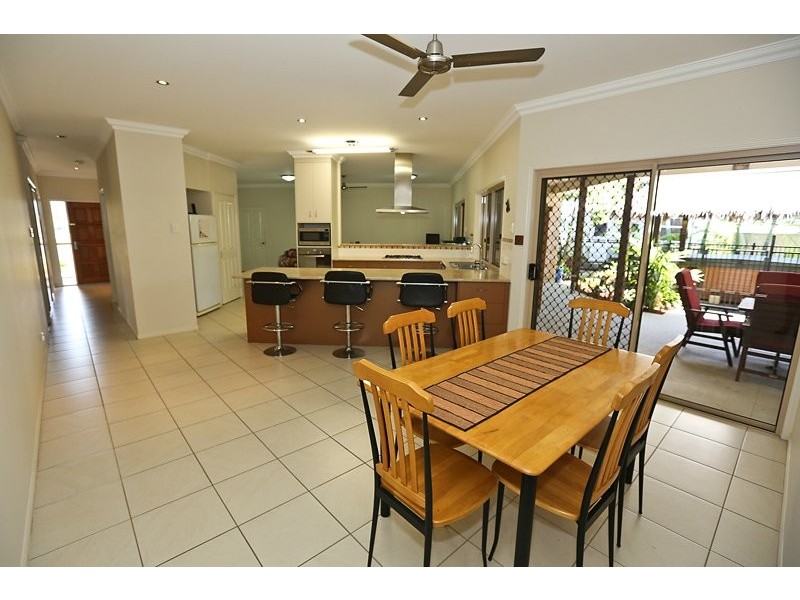 30 Larcom Rise, West Gladstone QLD 4680