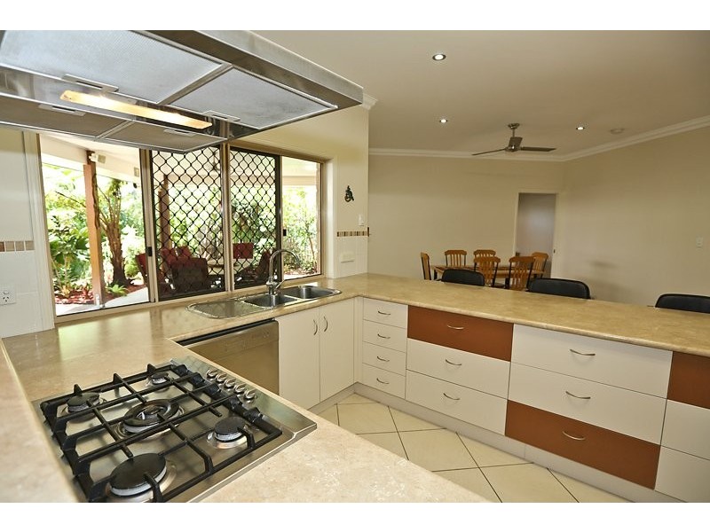 30 Larcom Rise, West Gladstone QLD 4680