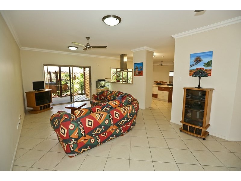 30 Larcom Rise, West Gladstone QLD 4680