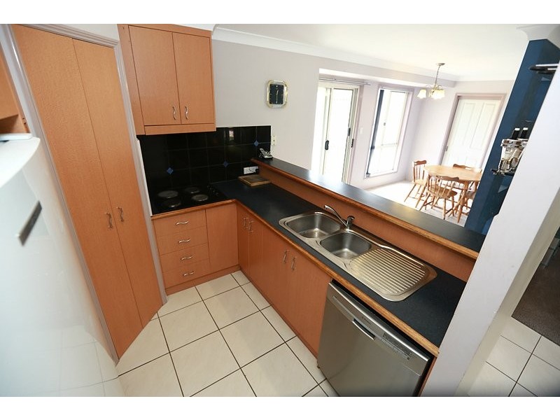 21 Ben Lexcen Court, Clinton QLD 4680