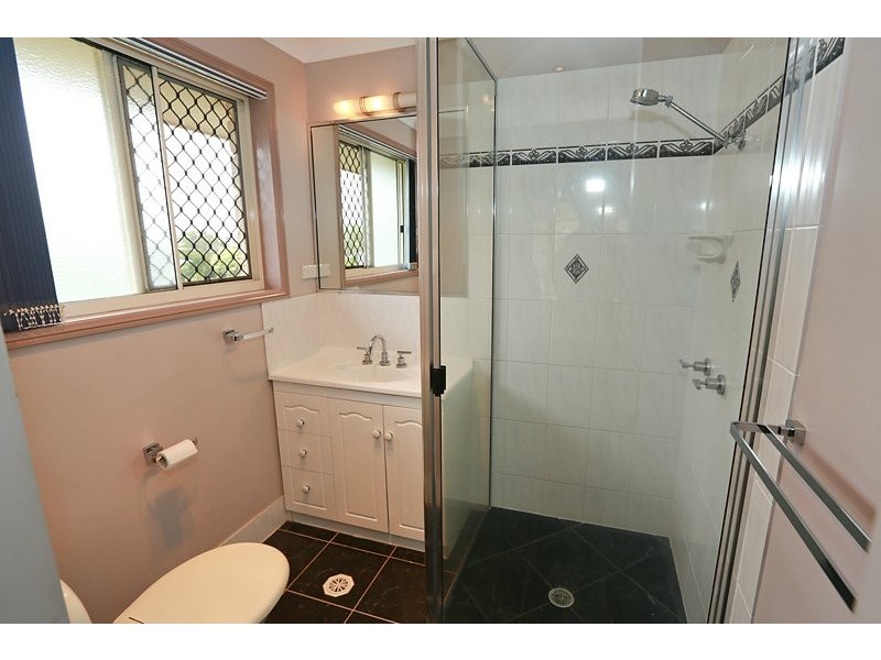 21 Ben Lexcen Court, Clinton QLD 4680