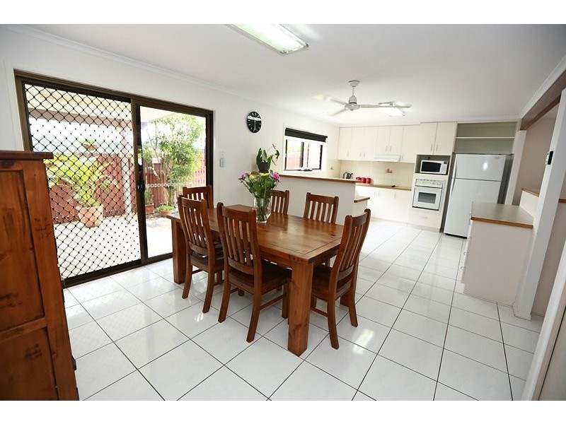 2 Connolly Court, Telina QLD 4680