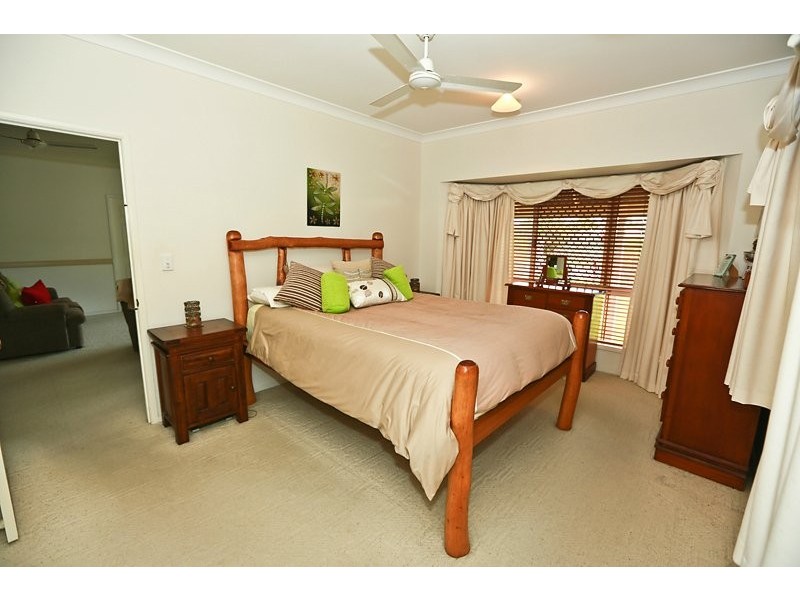 130 J Hickey Avenue, Clinton QLD 4680