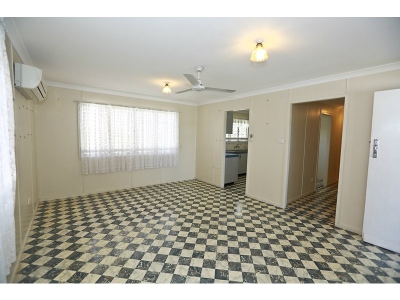 3 Coase Street, West Gladstone QLD 4680