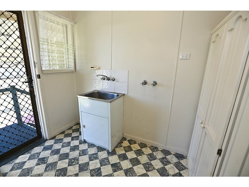 3 Coase Street, West Gladstone QLD 4680