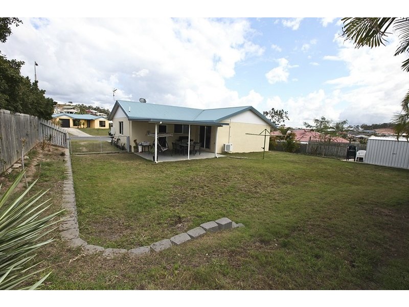 58 Emmadale Drive, New Auckland QLD 4680