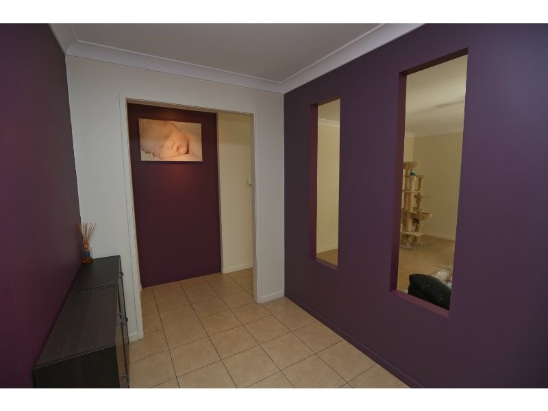3 Cockatoo Drive, New Auckland QLD 4680