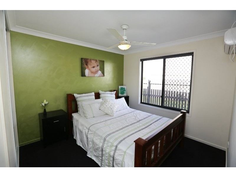 3 Cockatoo Drive, New Auckland QLD 4680