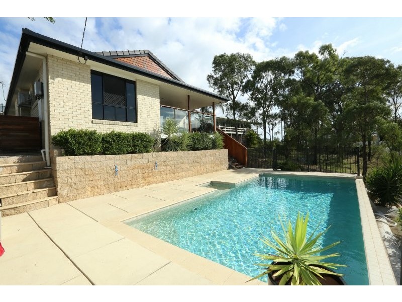 3 Cockatoo Drive, New Auckland QLD 4680