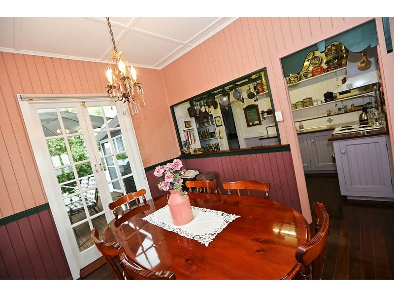 21 Amelia Street, West Gladstone QLD 4680