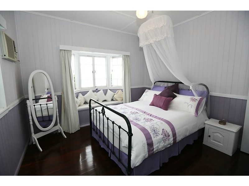 21 Amelia Street, West Gladstone QLD 4680