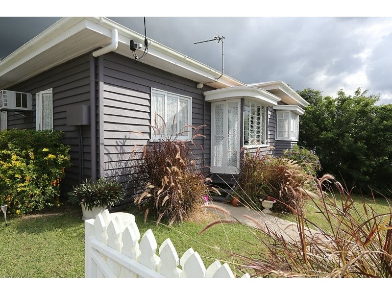 21 Amelia Street, West Gladstone QLD 4680