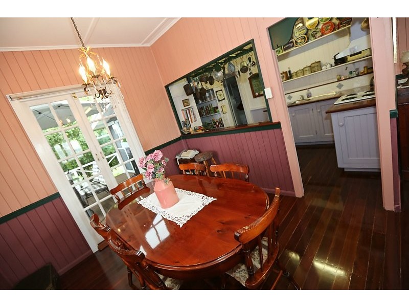 21 Amelia Street, West Gladstone QLD 4680