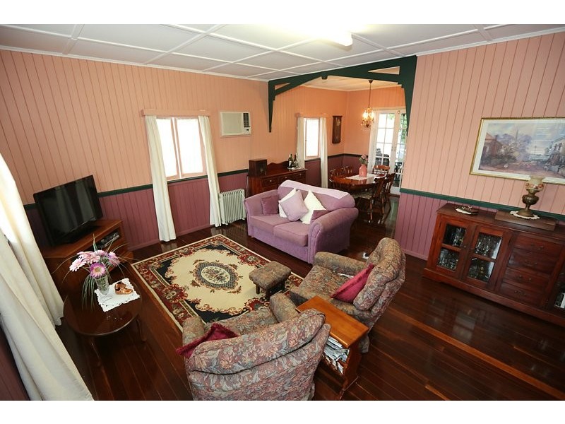 21 Amelia Street, West Gladstone QLD 4680