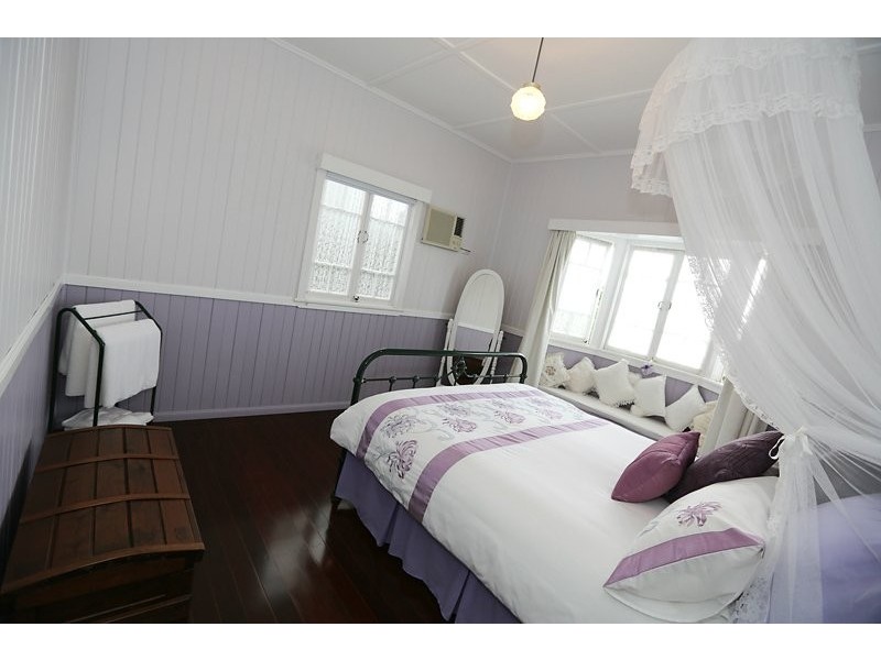 21 Amelia Street, West Gladstone QLD 4680