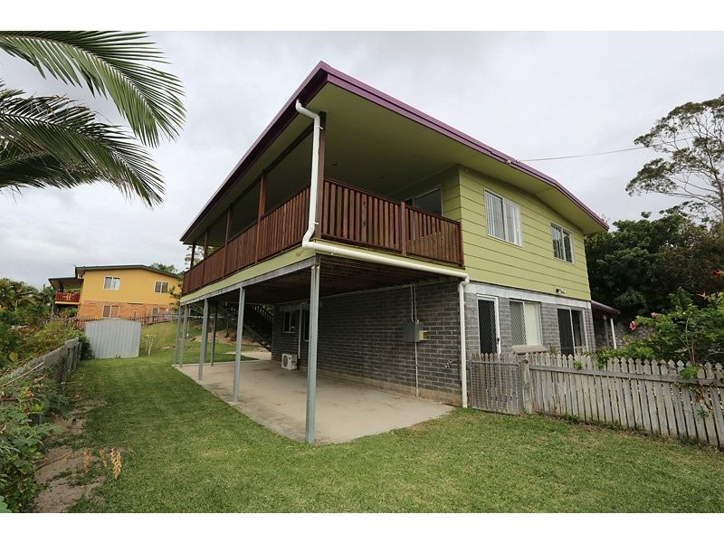 9 Wattle Street, New Auckland QLD 4680