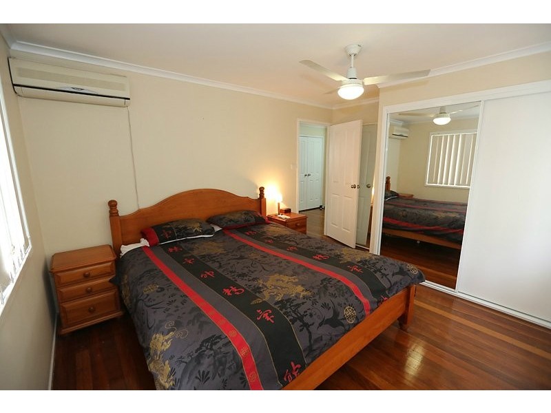 9 Wattle Street, New Auckland QLD 4680