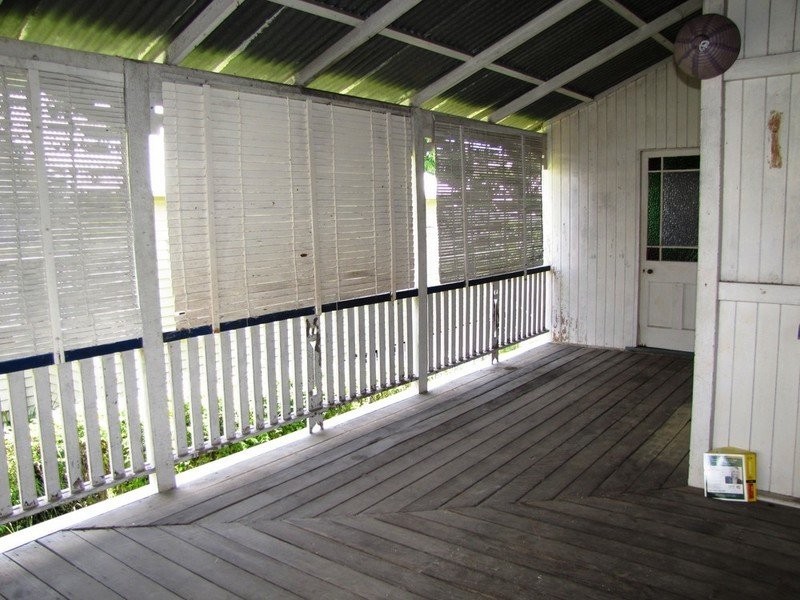 52 Macaulay Street, Coorparoo QLD 4151