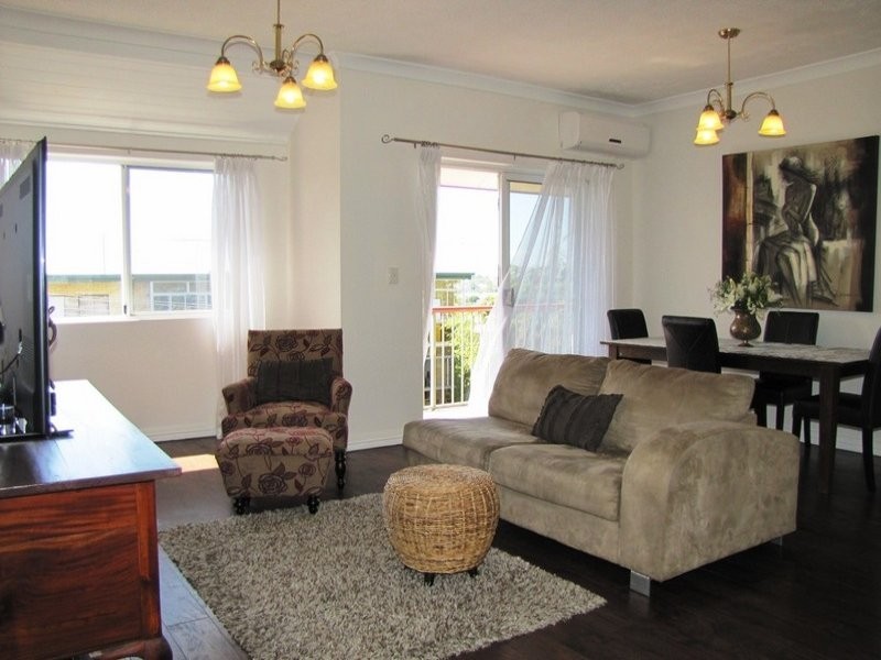 4/3 Harty Street, Coorparoo QLD 4151