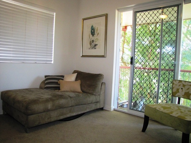 4/3 Harty Street, Coorparoo QLD 4151