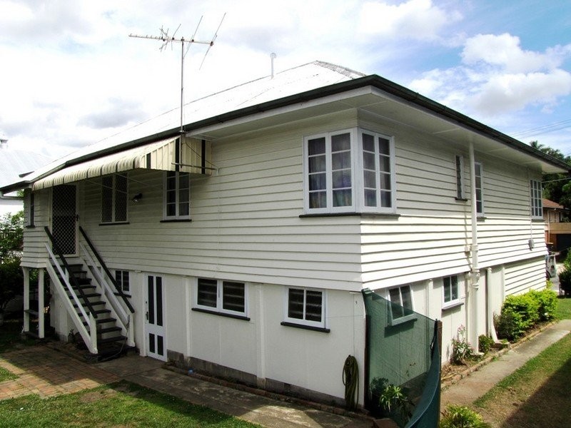 29 Rawson Street, Wooloowin QLD 4030