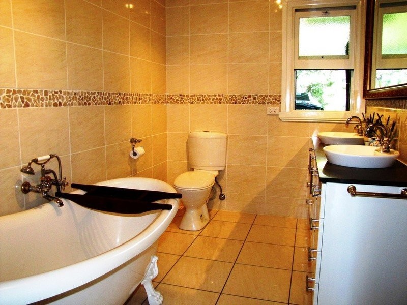 95 Lanham Avenue, Grange QLD 4051