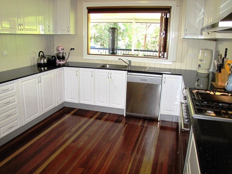 95 Lanham Avenue, Grange QLD 4051