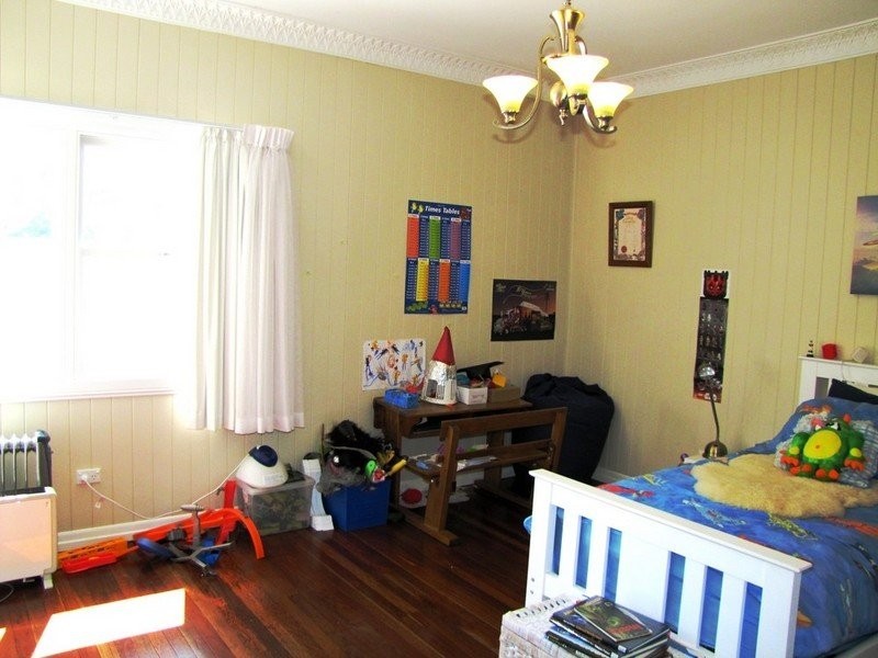 95 Lanham Avenue, Grange QLD 4051