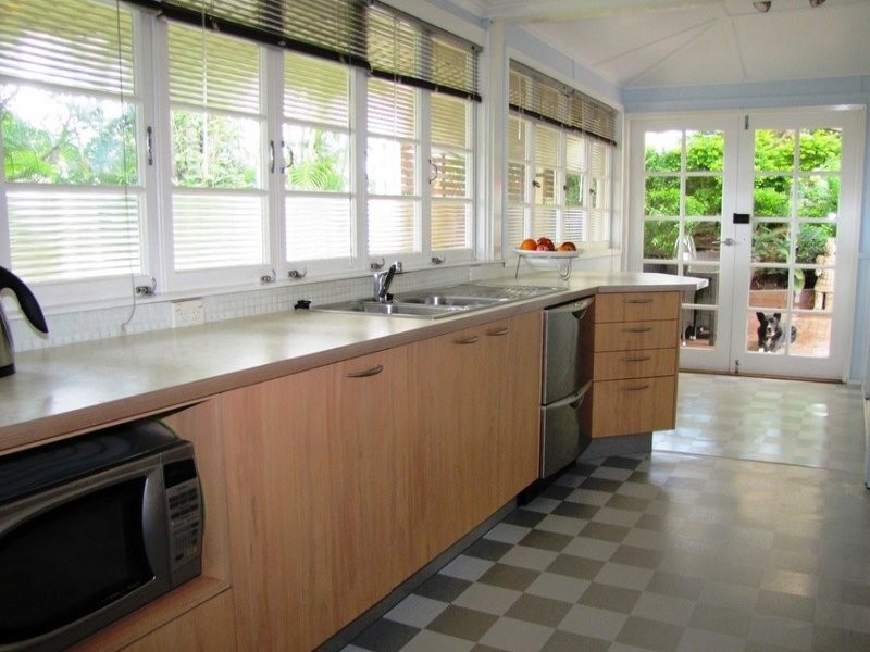 252 Days Road, Grange QLD 4051