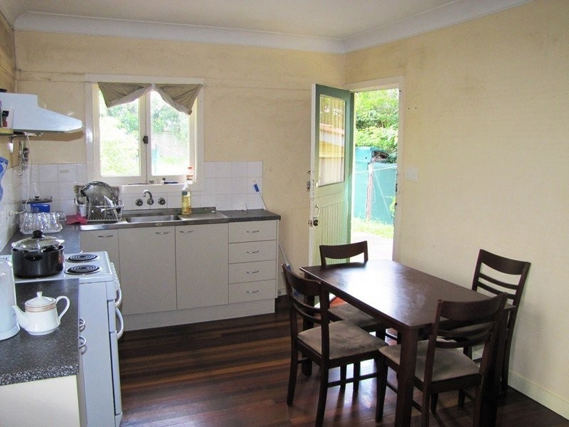 180 Stafford Rd, Gordon Park QLD 4031