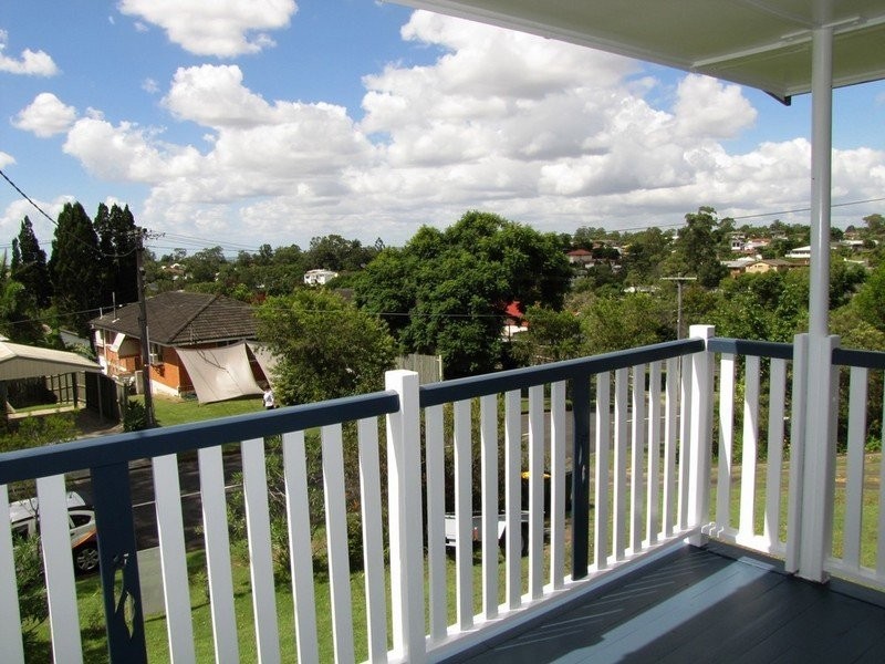 22 Maryland Street, Stafford Heights QLD 4053