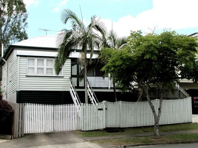 4 Main Avenue, Wilston QLD 4051