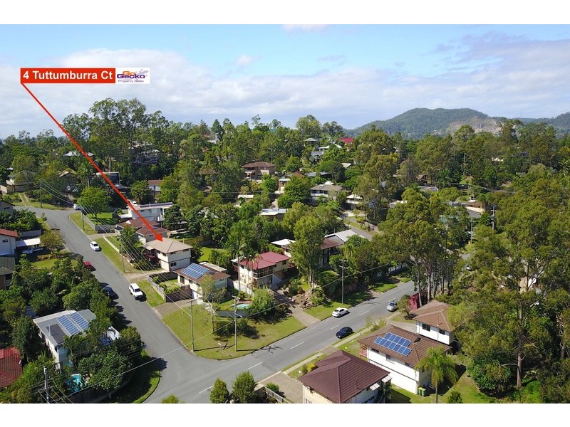 4 Tuttumburra Court, Ferny Hills QLD 4055