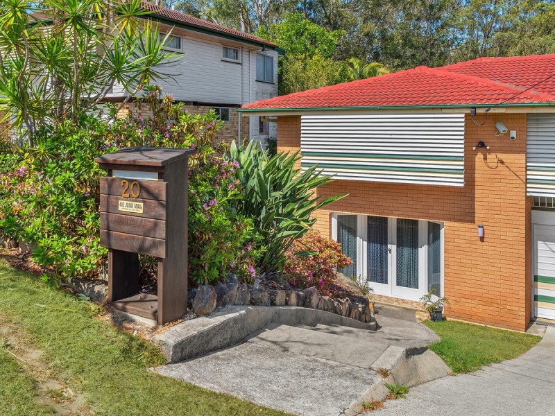 20 Lily Street, Everton Hills QLD 4053