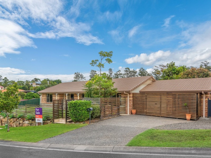 74 Reginald Avenue, Arana Hills QLD 4054