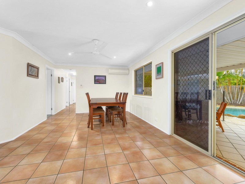 74 Reginald Avenue, Arana Hills QLD 4054