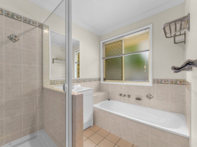 74 Reginald Avenue, Arana Hills QLD 4054